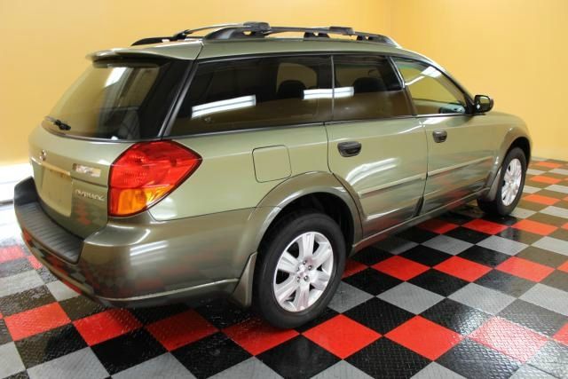 Subaru Outback 2005 photo 1