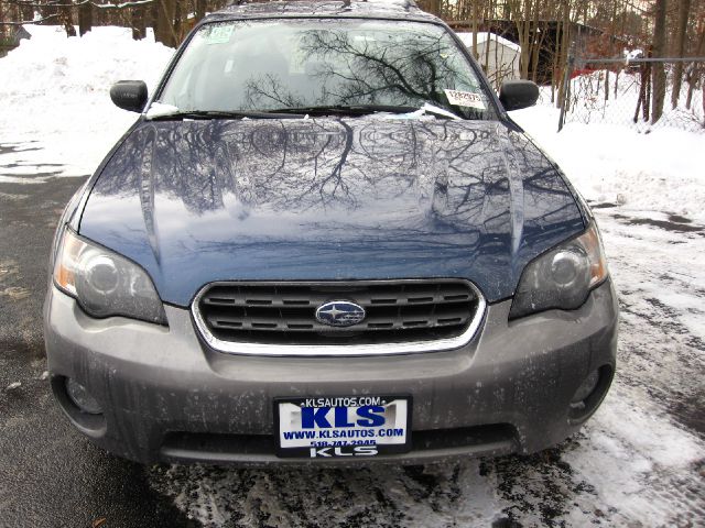 Subaru Outback 2005 photo 1