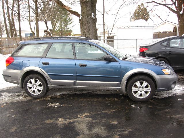 Subaru Outback 2005 photo 3