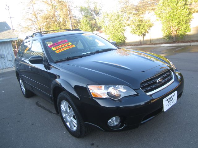 Subaru Outback 2005 photo 1