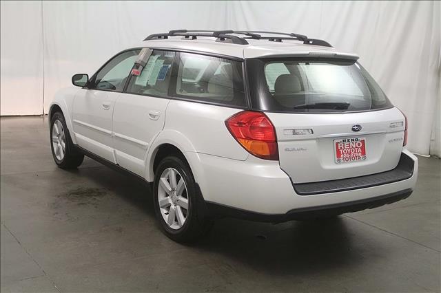 Subaru Outback 2006 photo 1