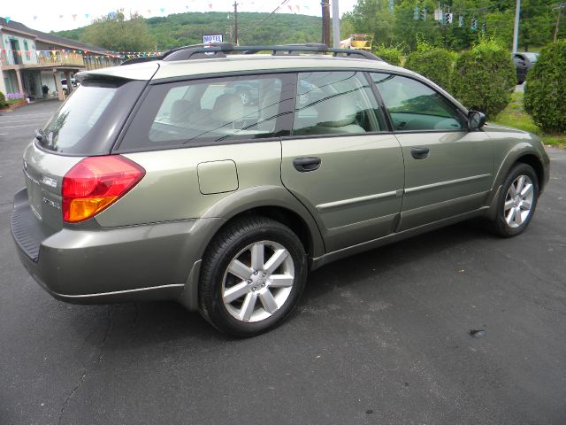 Subaru Outback 2006 photo 1