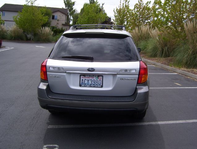 Subaru Outback 2006 photo 15