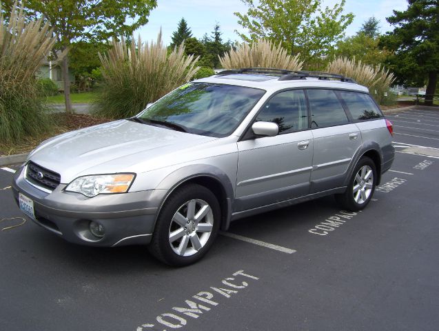 Subaru Outback 2006 photo 17