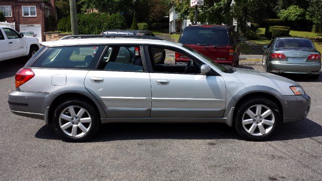 Subaru Outback 2006 photo 1