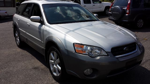 Subaru Outback 2006 photo 2