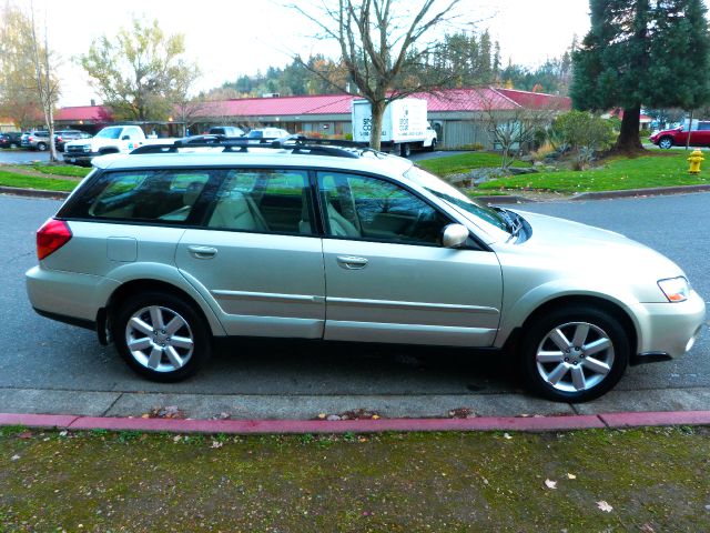 Subaru Outback Daytona SLT SUV
