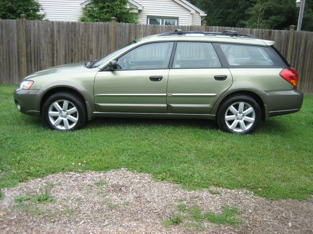 Subaru Outback 2006 photo 1