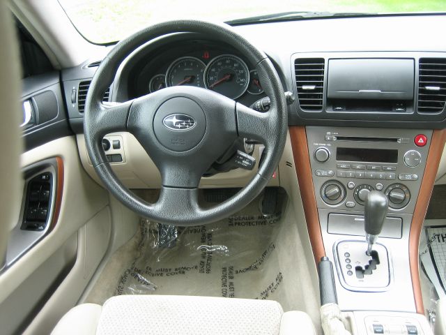 Subaru Outback 2006 photo 4