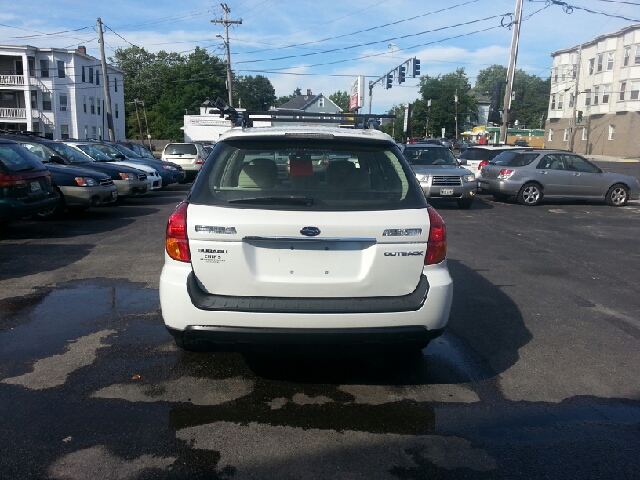 Subaru Outback 2006 photo 3