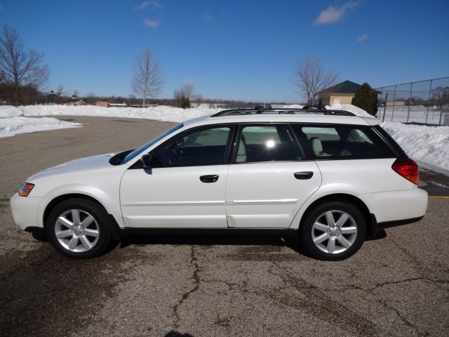Subaru Outback 2006 photo 1