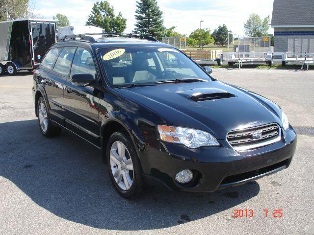 Subaru Outback 2006 photo 1