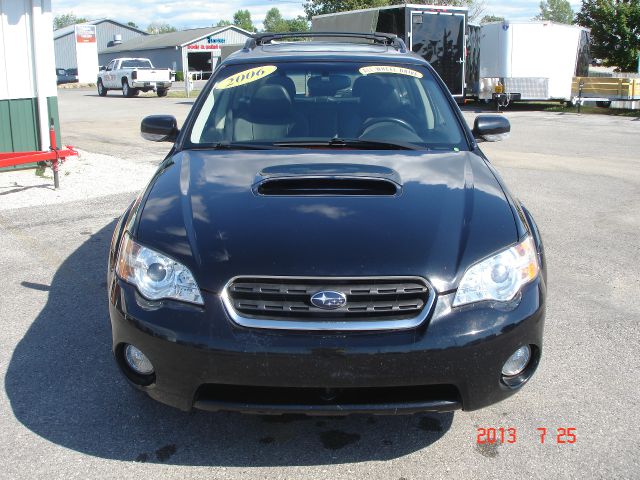 Subaru Outback 2006 photo 2