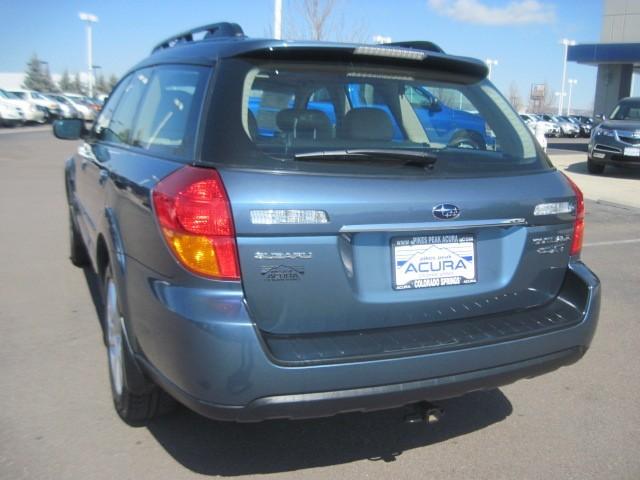 Subaru Outback 2006 photo 3