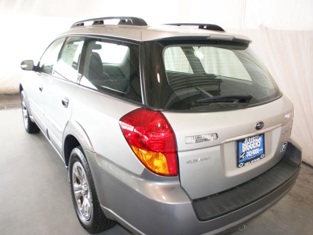 Subaru Outback 2007 photo 2
