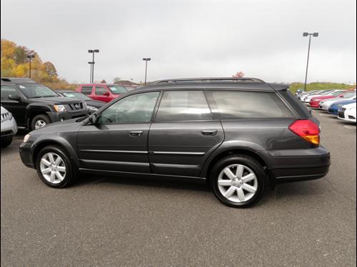 Subaru Outback 2007 photo 2