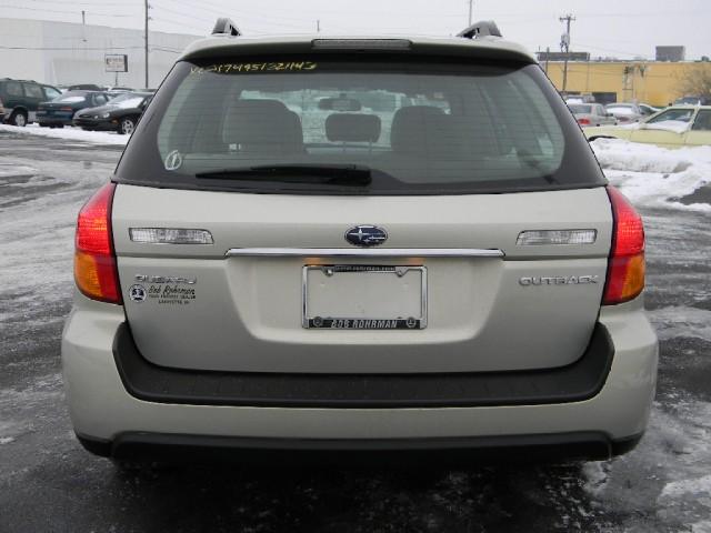 Subaru Outback 2007 photo 4