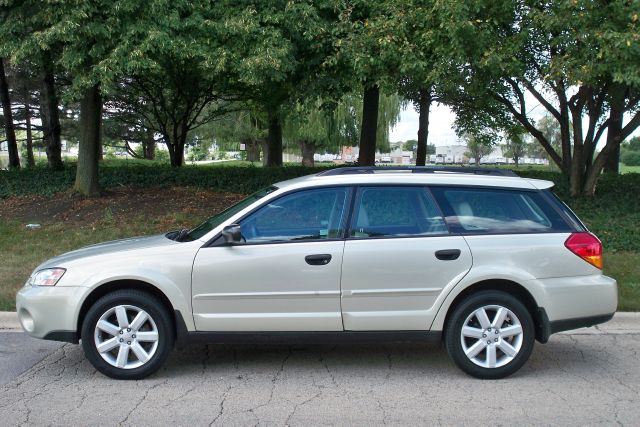 Subaru Outback ST Crew Cab 4WD SUV