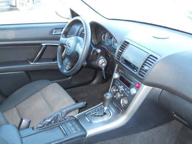 Subaru Outback 2007 photo 3