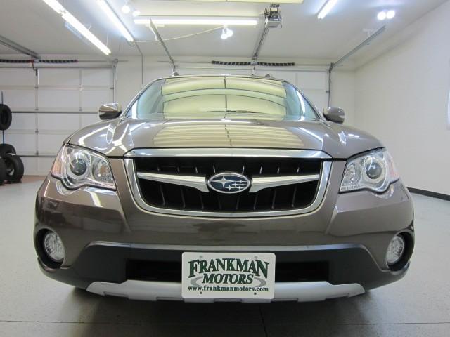 Subaru Outback 2008 photo 1