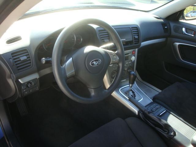 Subaru Outback 2008 photo 4
