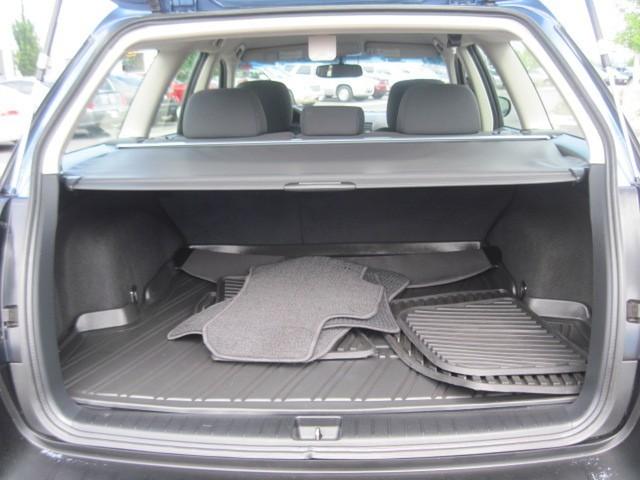 Subaru Outback 2008 photo 2