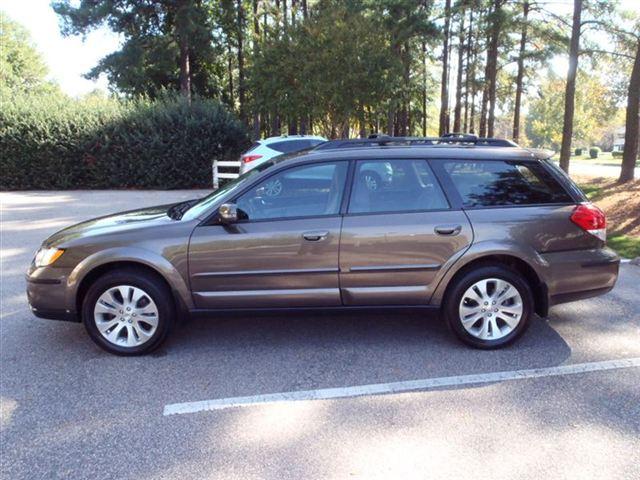 Subaru Outback 2008 photo 1