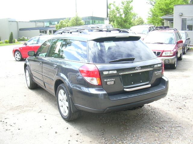 Subaru Outback 2008 photo 3