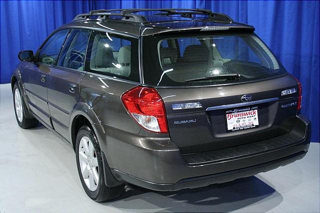 Subaru Outback 2008 photo 1