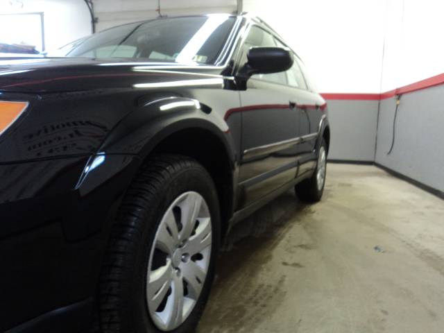 Subaru Outback 2008 photo 2