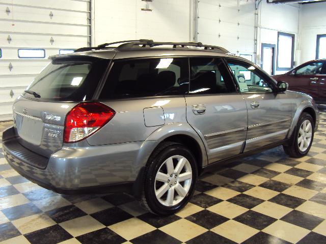 Subaru Outback 2008 photo 2