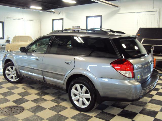 Subaru Outback 2008 photo 3