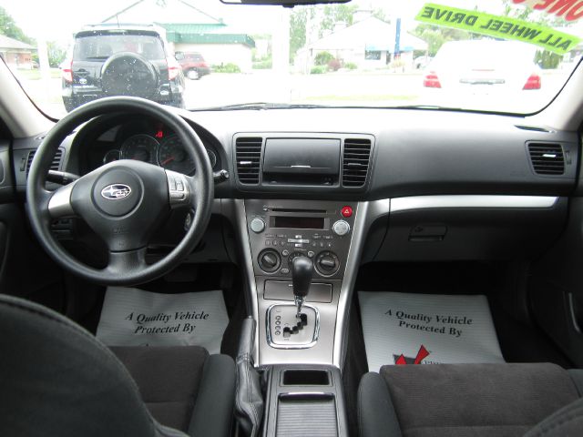 Subaru Outback 2008 photo 18