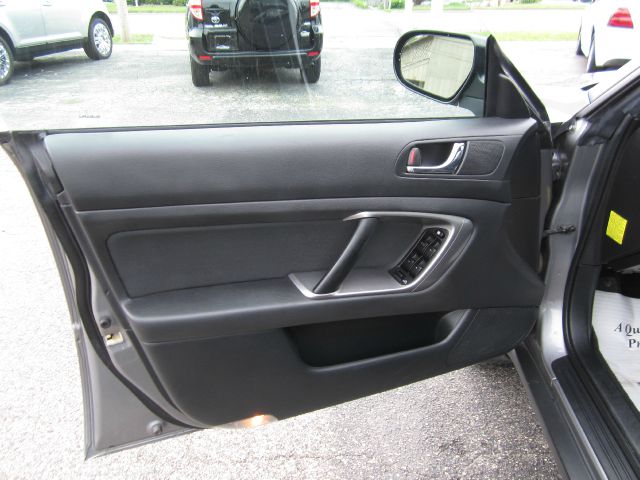 Subaru Outback 2008 photo 19