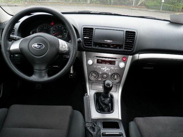 Subaru Outback 2008 photo 2