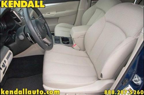 Subaru Outback 2010 photo 1