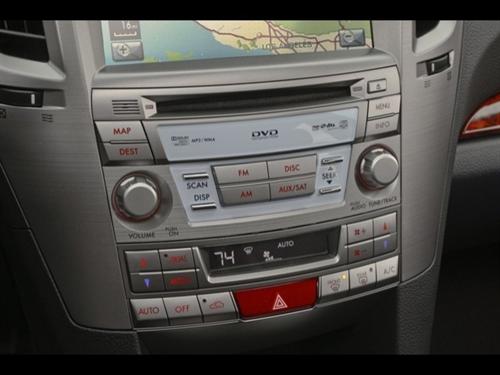 Subaru Outback 2010 photo 1