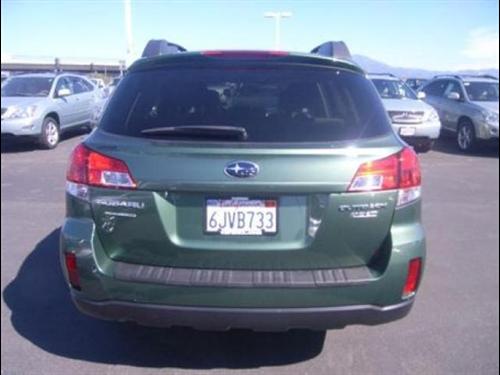 Subaru Outback 2010 photo 5