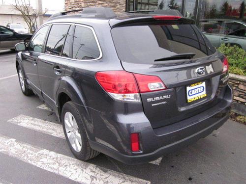 Subaru Outback 2010 photo 1
