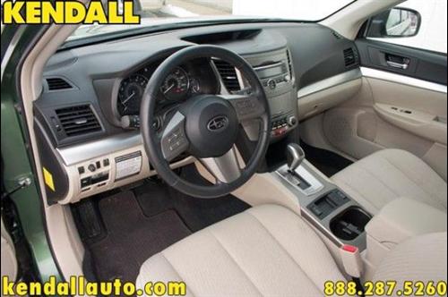 Subaru Outback 2010 photo 3