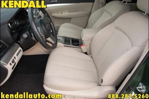 Subaru Outback 2010 photo 4