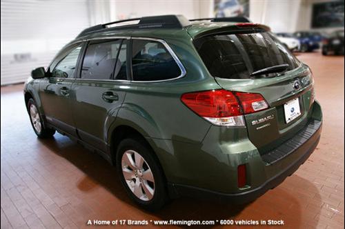 Subaru Outback 2010 photo 3