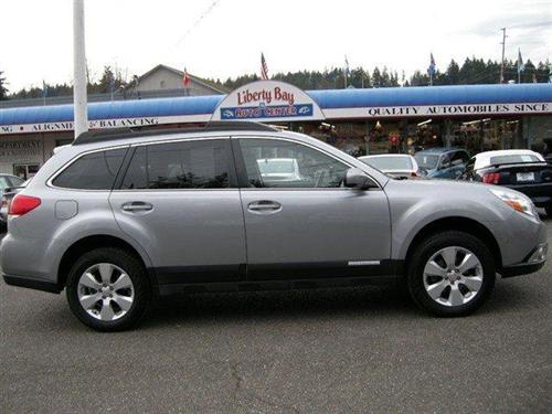 Subaru Outback 2010 photo 3