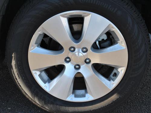 Subaru Outback 2010 photo 1