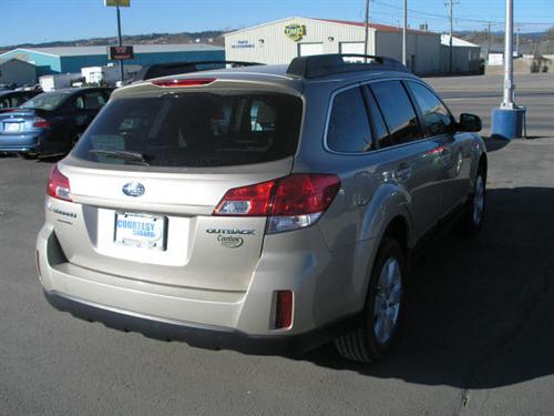 Subaru Outback 2010 photo 3