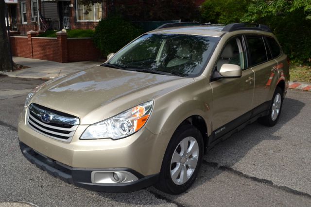 Subaru Outback 2.3T Sedan 4D SUV