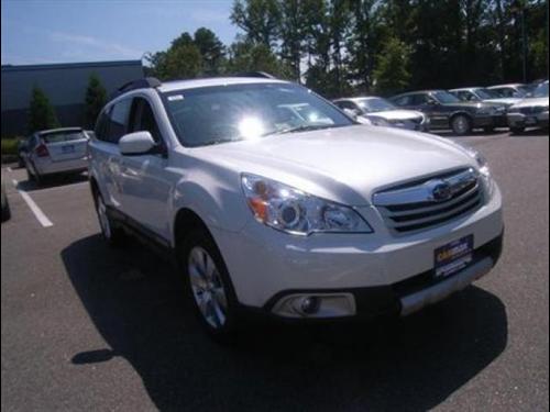 Subaru Outback 2.5L I4 S 4-door AWD Crossover Other