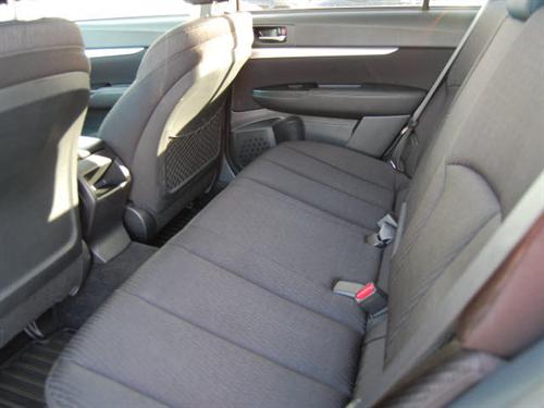 Subaru Outback 2010 photo 4