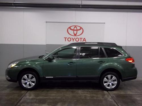Subaru Outback 2010 photo 2
