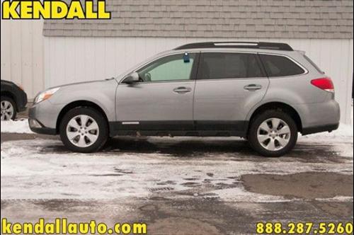 Subaru Outback 2010 photo 2